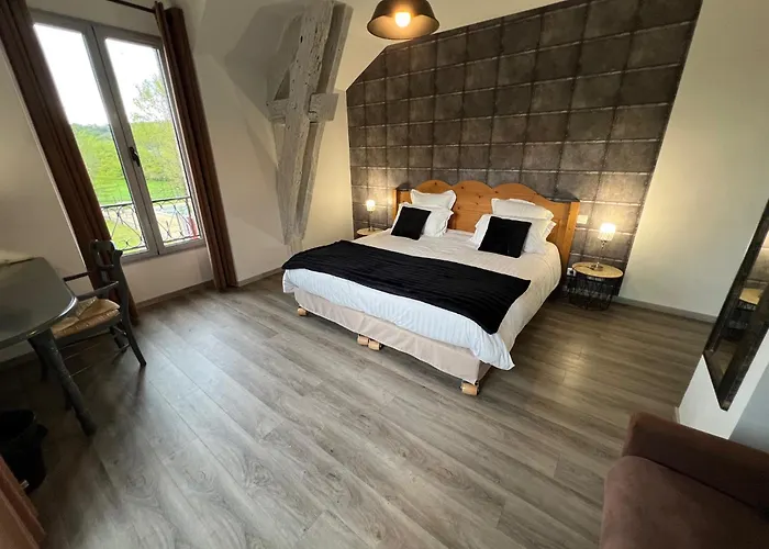 Logis Hotel Auberge De Cartassac