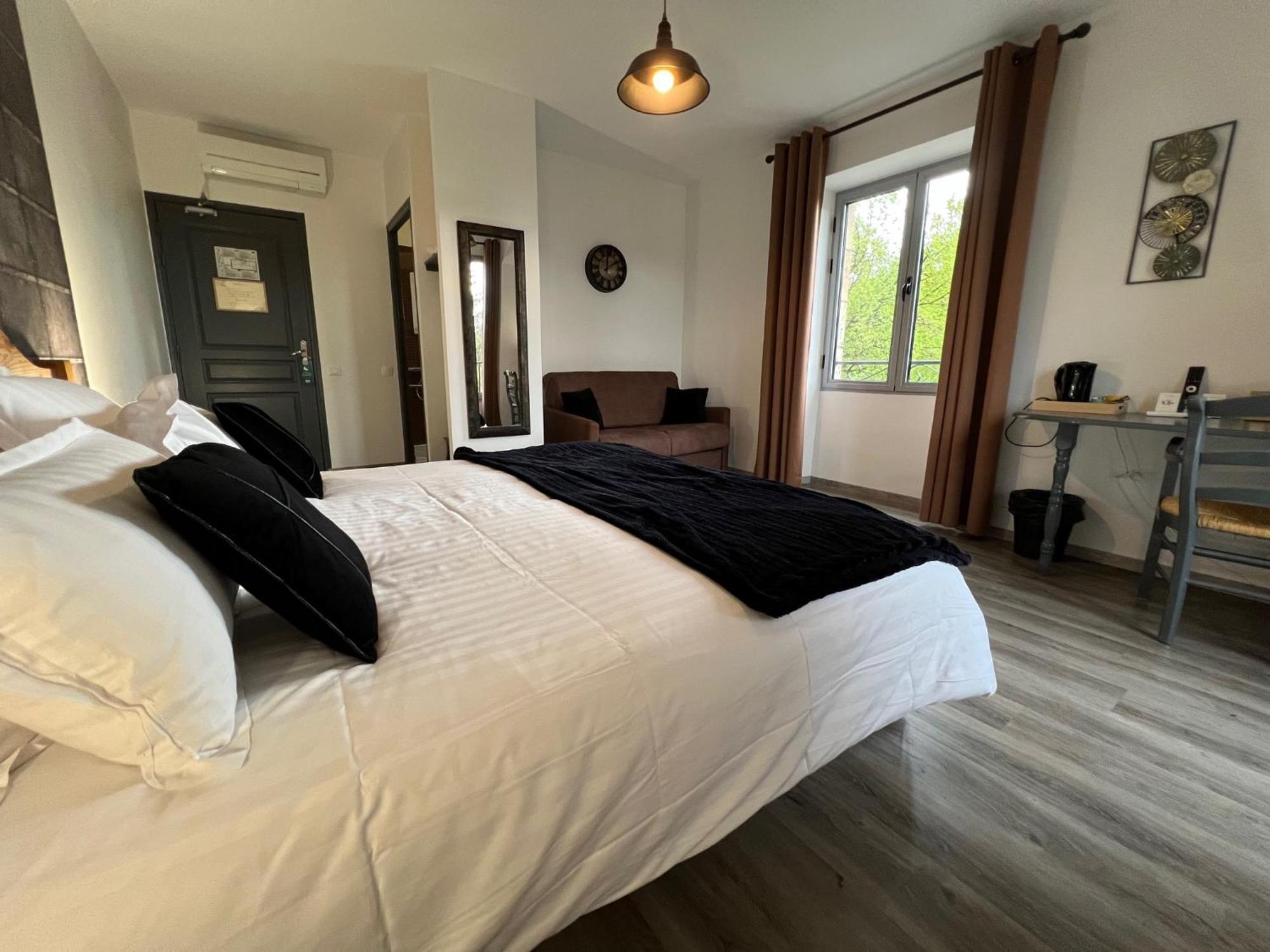 Hotel Logis De Cartassac