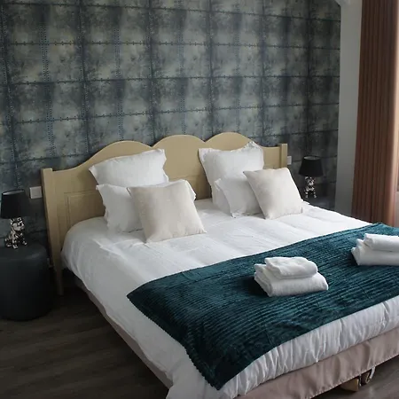 Logis Hotel Auberge De Cartassac Cressensac-Sarrazac Buitenkant foto