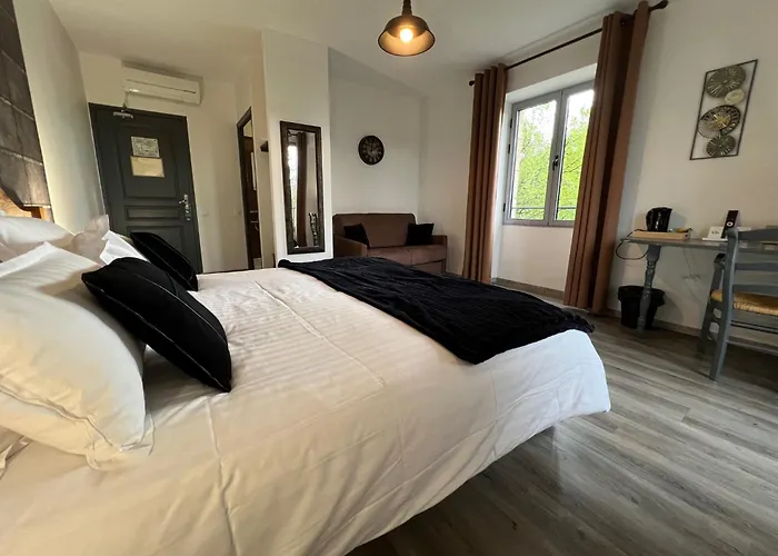 Logis Hotel Auberge De Cartassac
