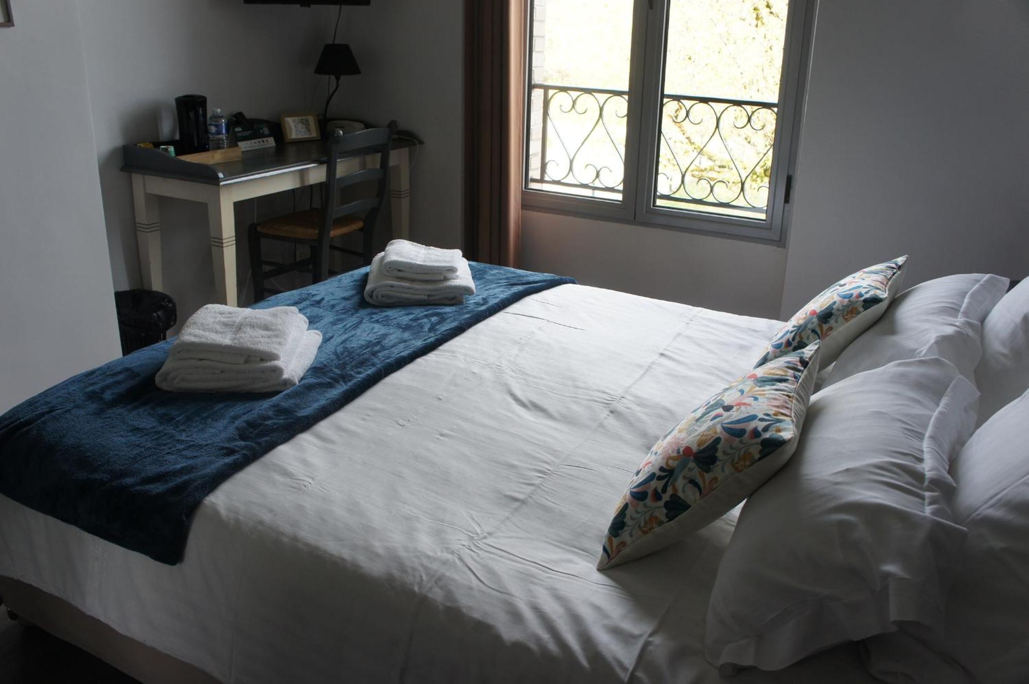 Logis De Cartassac Hotel