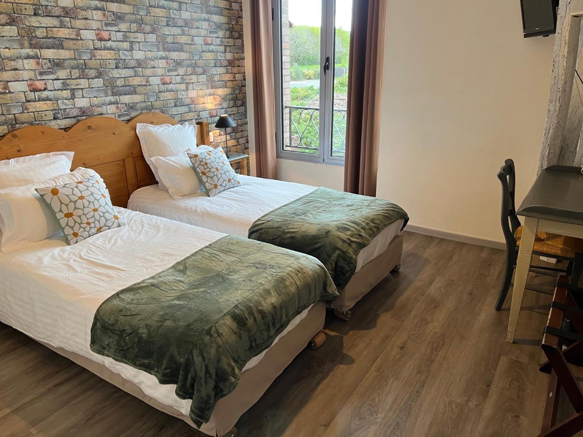 Hotel Logis De Cartassac Cressensac-Sarrazac