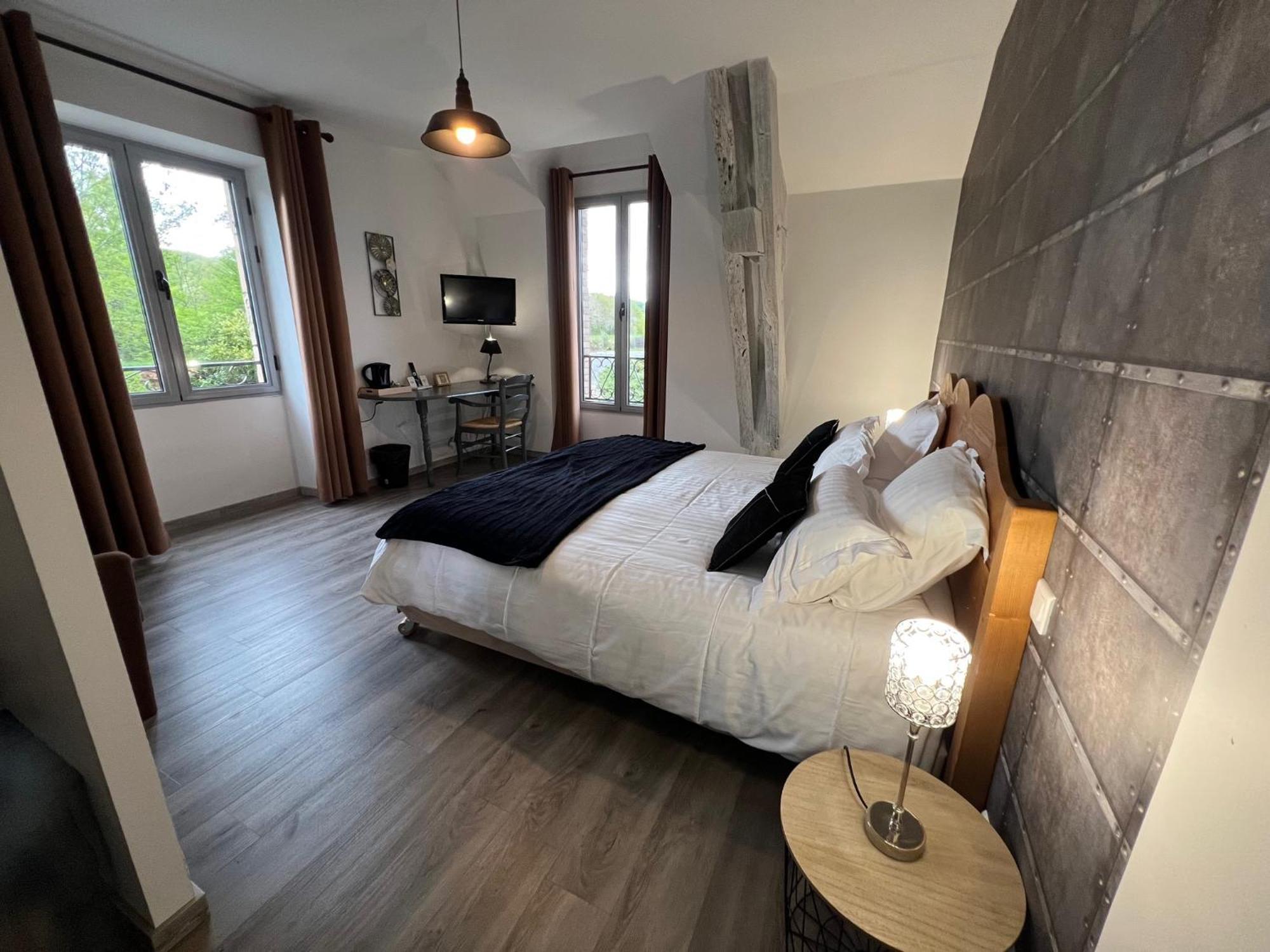 Logis De Cartassac Hotel 3*