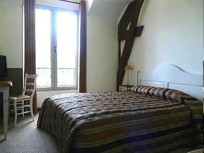Logis De Cartassac Hotel